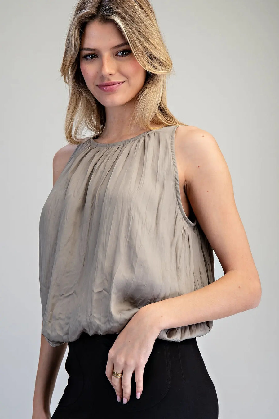 Camryn Sleeveless Gathered Bubble Blouse