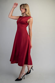 Moulin Rouge Solid Pleated Midi Dress