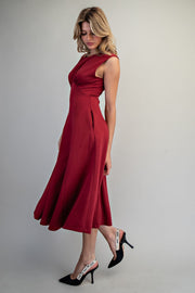 Moulin Rouge Solid Pleated Midi Dress