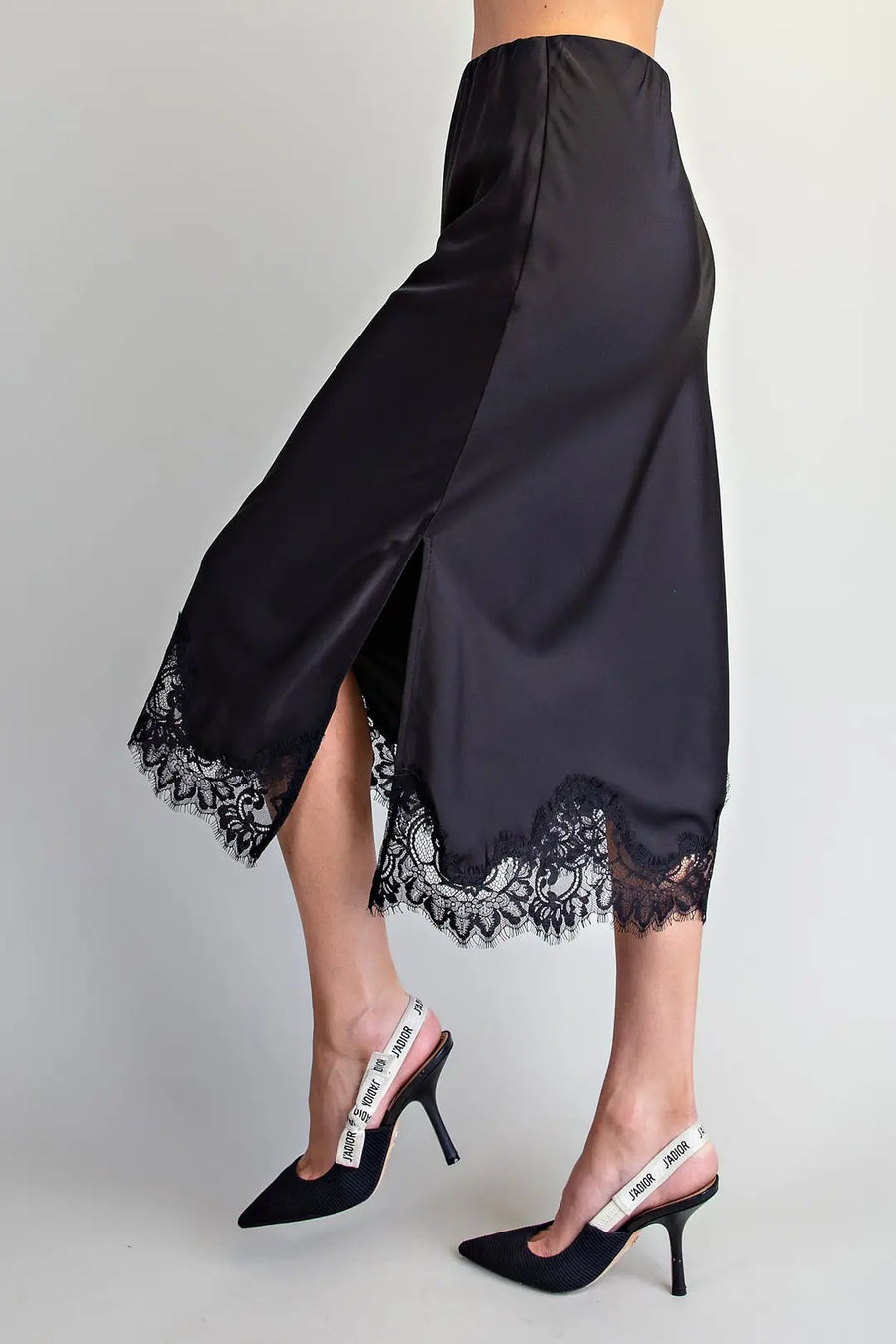 Lovada Scallop Lace Trim Satin Midi Slip Skirt