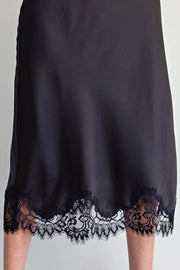 Lovada Scallop Lace Trim Satin Midi Slip Skirt
