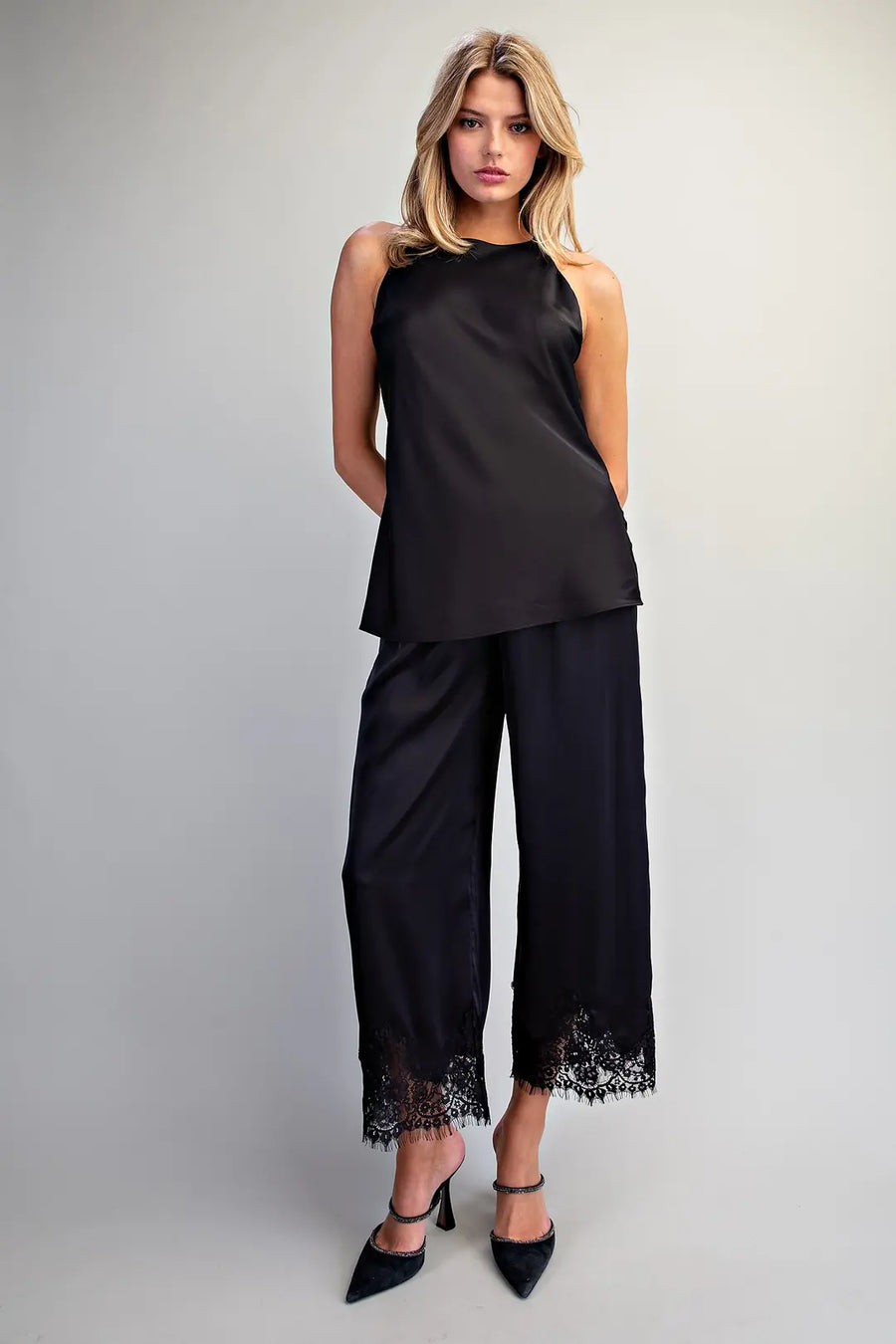 Lovada Sleeveless Satin Top