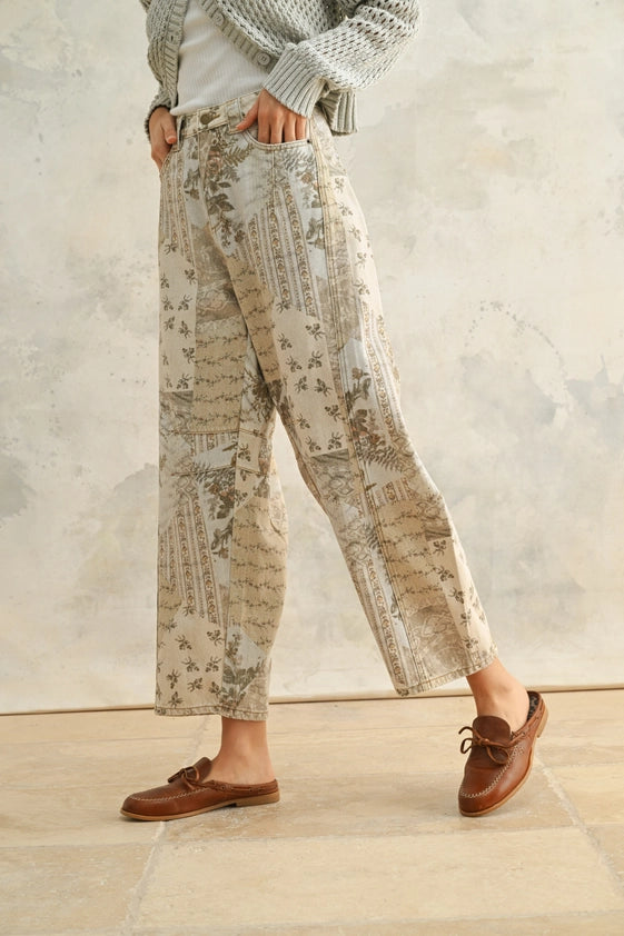 Vintage Roses Floral Printed Barrel Pants