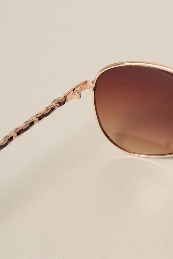 Cougar Classic Aviator Sunglasses with Mini Chain Detail