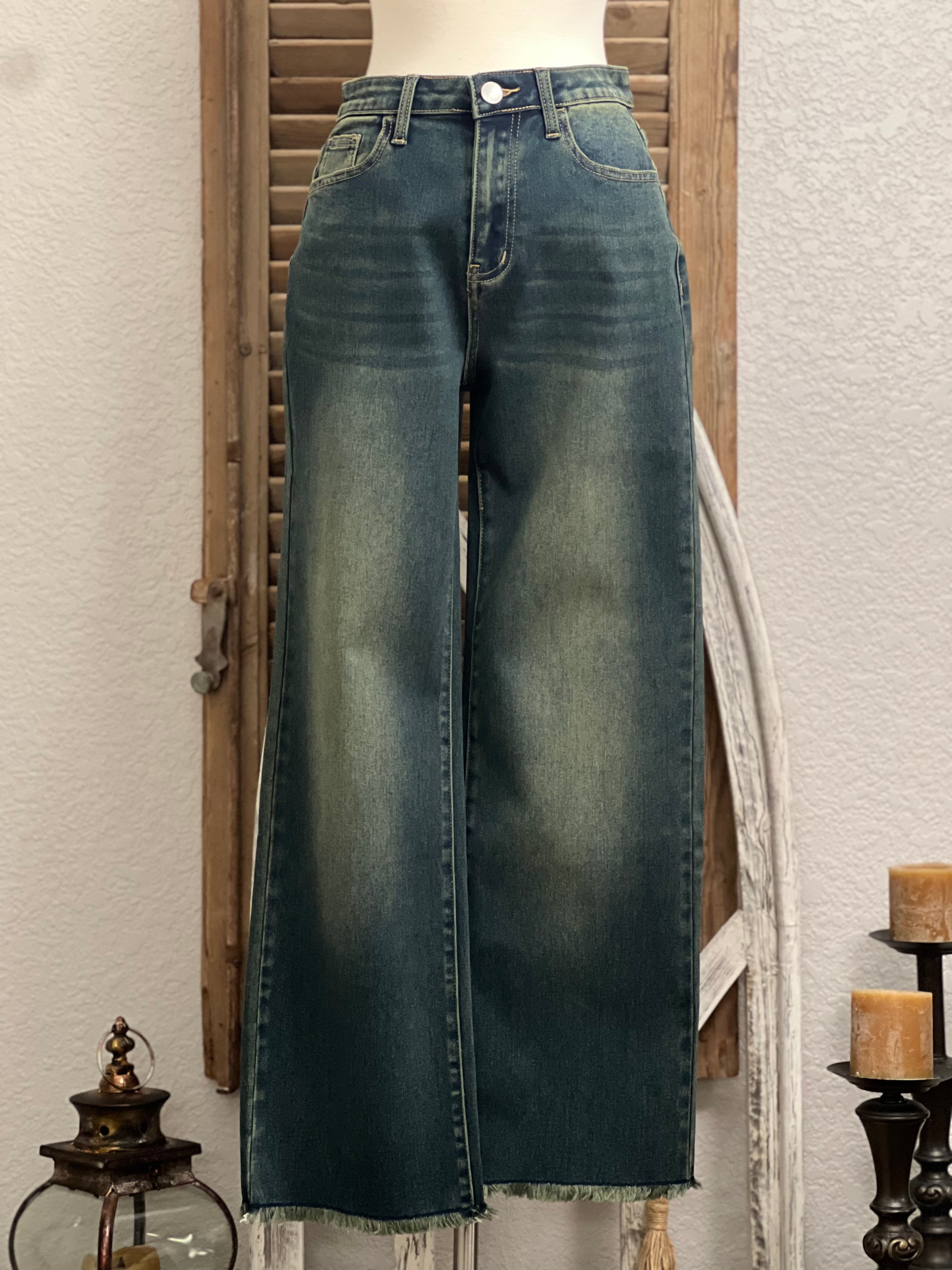 Villainous Relaxed Fit Wide Leg Crop Denim Jeans