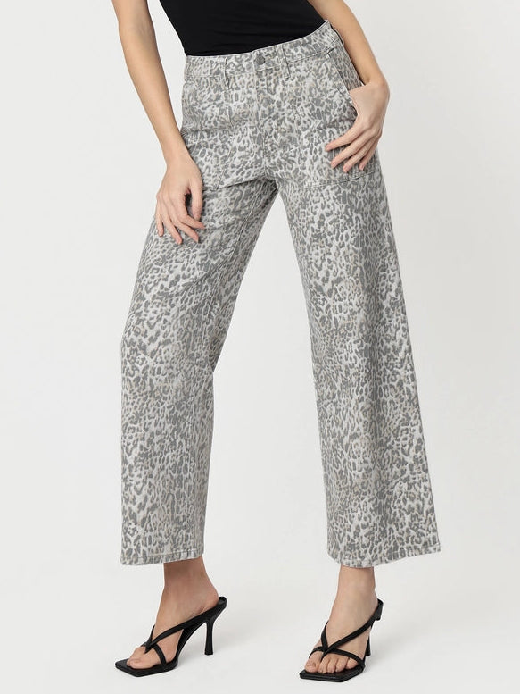 Cheater High Rise Patch Pocket Baggy Wide Jeans