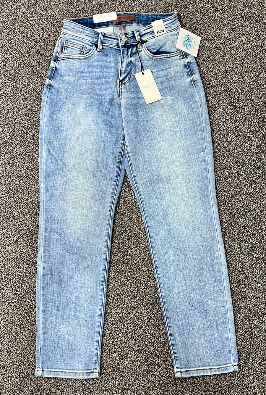 Sussudio Mid-Rise Vintage Wash Slim Ankle Fit Jeans with Cell Phone Pocket