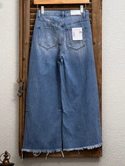 Beautiful CrAzY Super High Rise Wide Leg Crop Denim Jeans with Frayed Hem