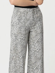 Cheater High Rise Patch Pocket Baggy Wide Jeans