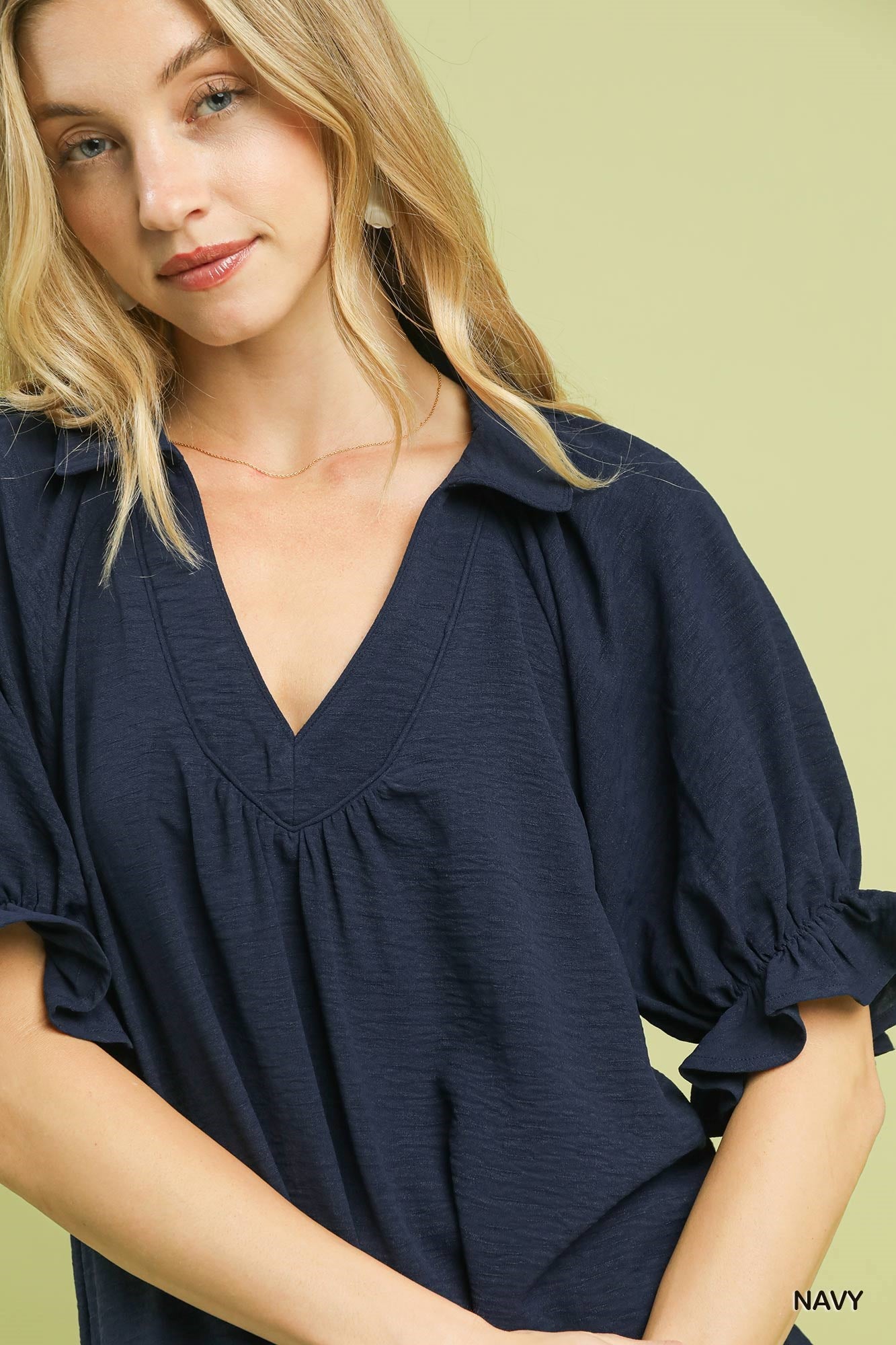 Valera Short Sleeve V-Neck Soft Collar Top