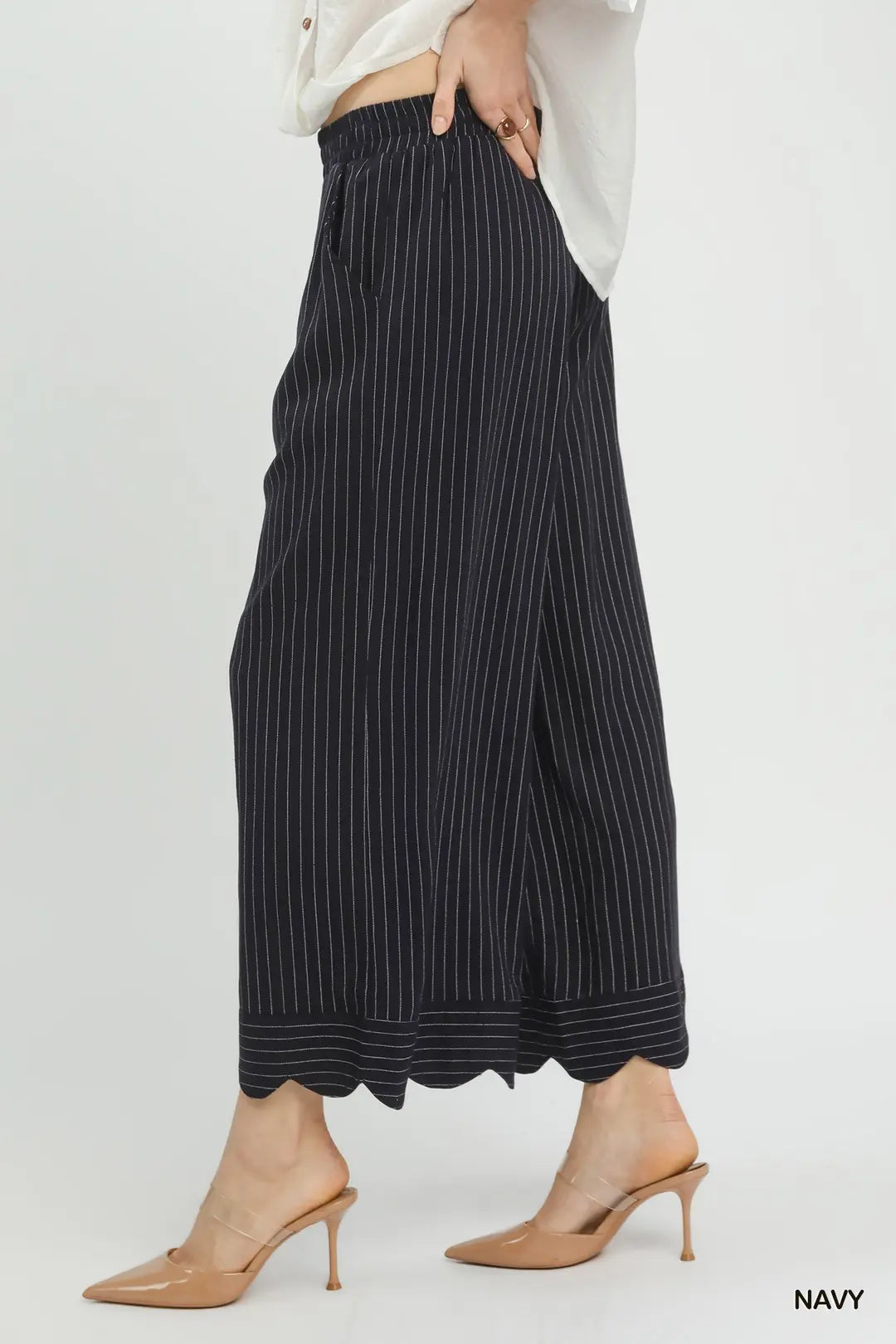 Captain Linen Blend Pinstripe Scallop Hem Crop Length Pants