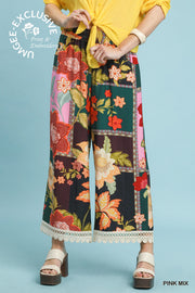 Patch Floral Print Lace Trimmed Pants