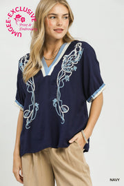 Arlowe Embroidered V-Neck Short Sleeve Tunic