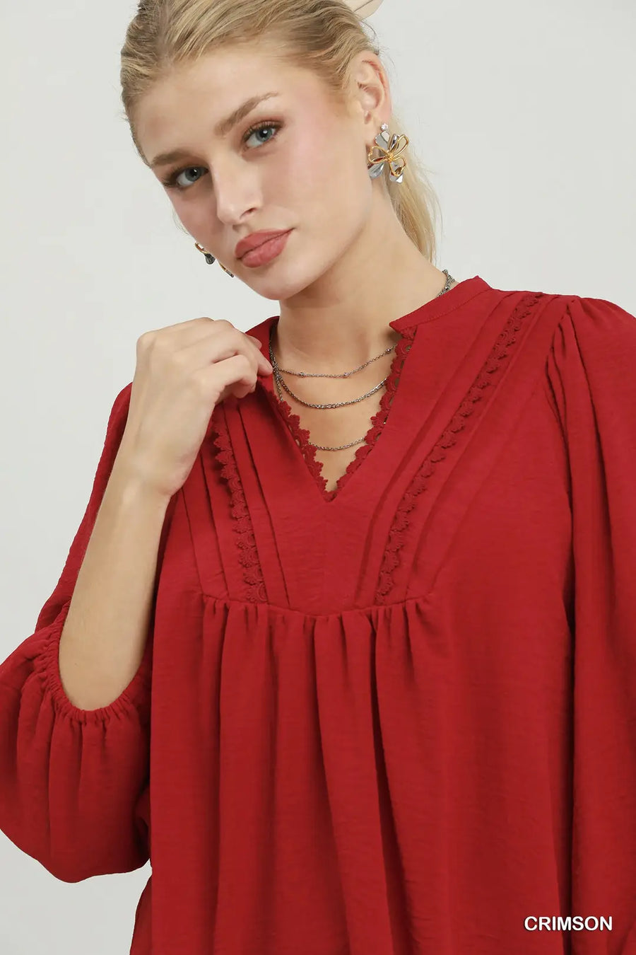 Inspi(RED) Puff Sleeve Scallop Lace Pintuck Top