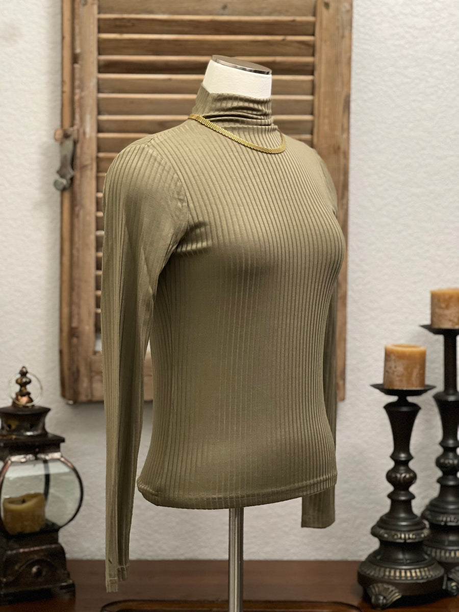 Carleigh Long Sleeve Ribbed Mock Neck Top