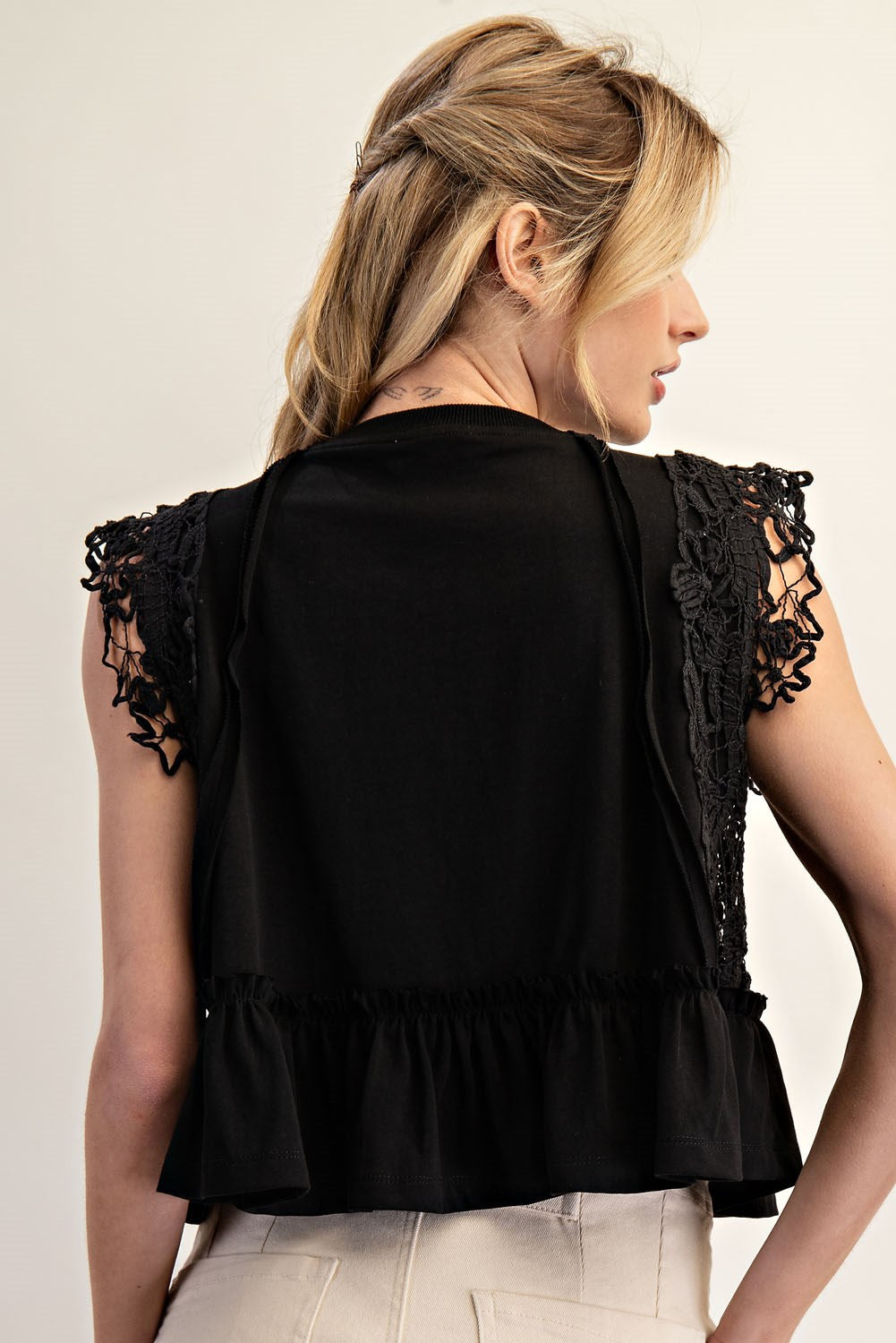Brenna Side Lace Trim Ruffle Hem Top