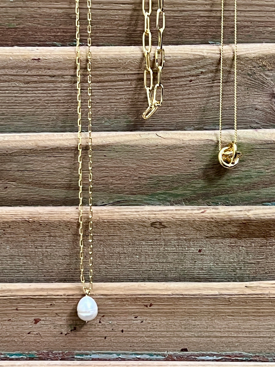 Layered Paperclip Chain with Knot Gold Charm & Pearl Necklace