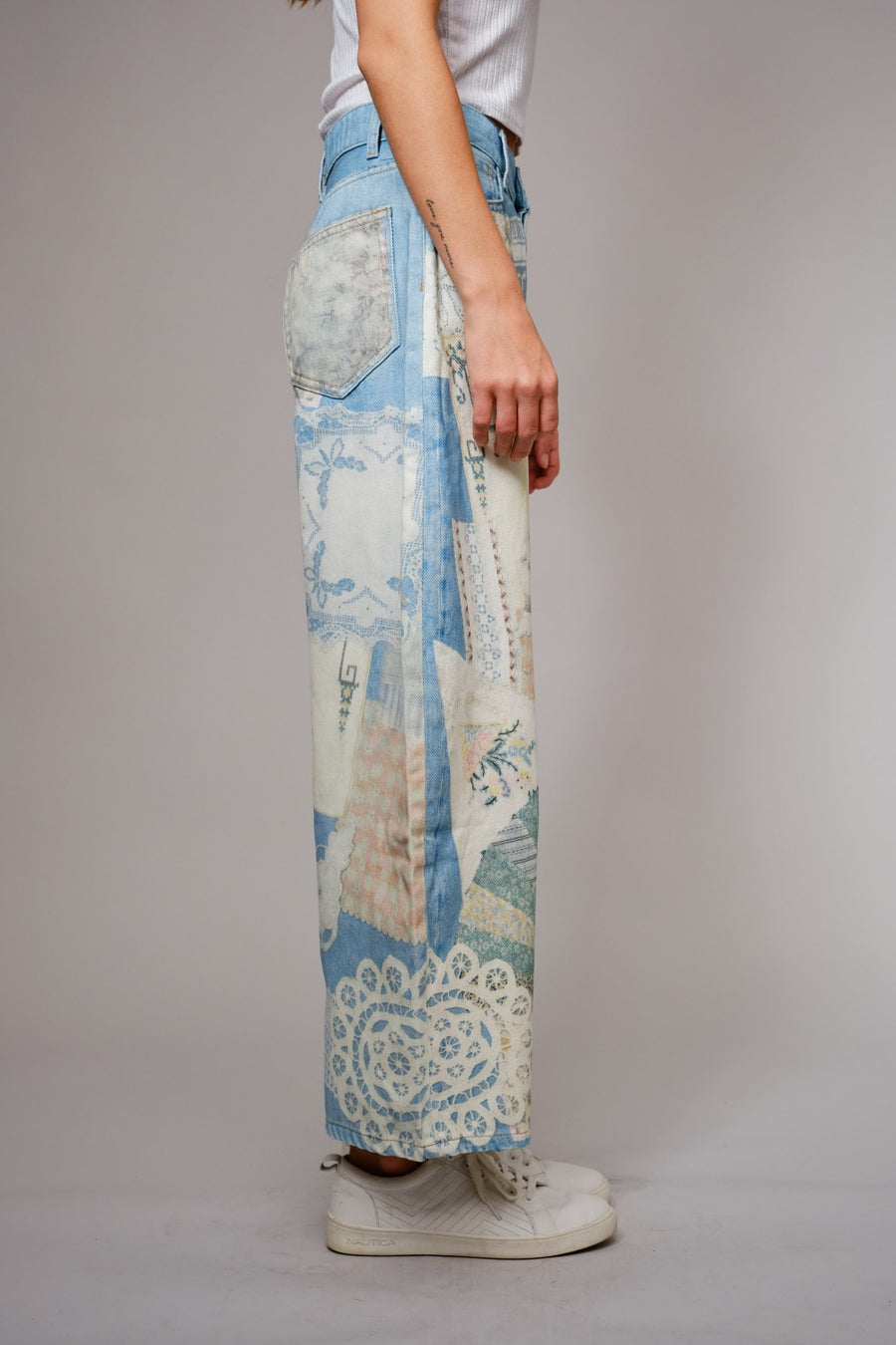 Granny's Quilt Patch Print Barrel Leg Jeans