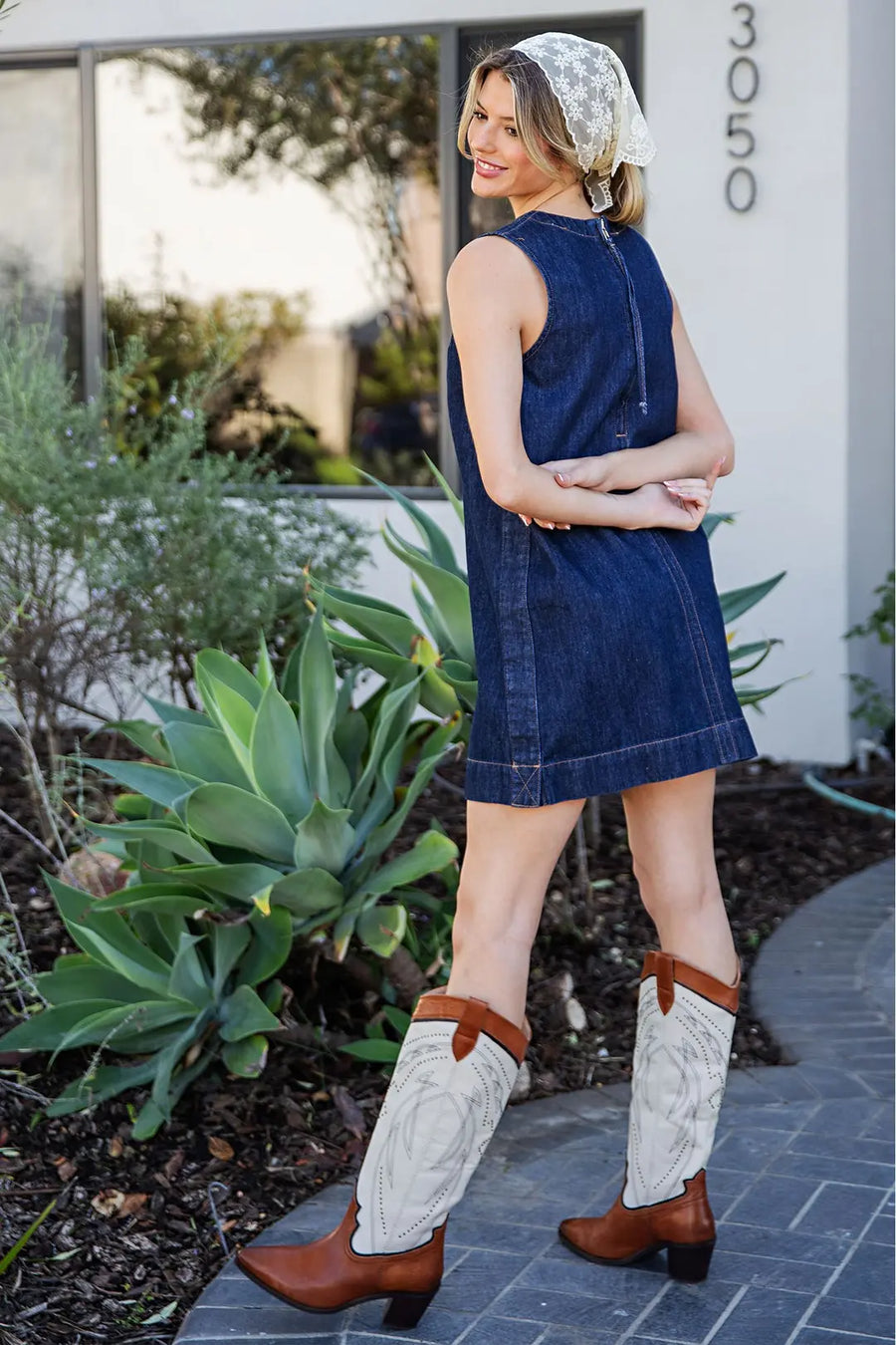 Trigger Sleeveless Denim Shift Mini Dress