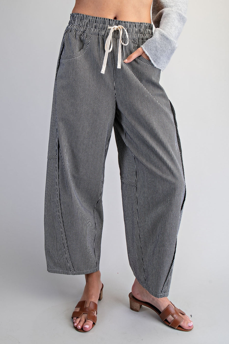 Shari Mini Striped Relaxed Barrel Fit Pants