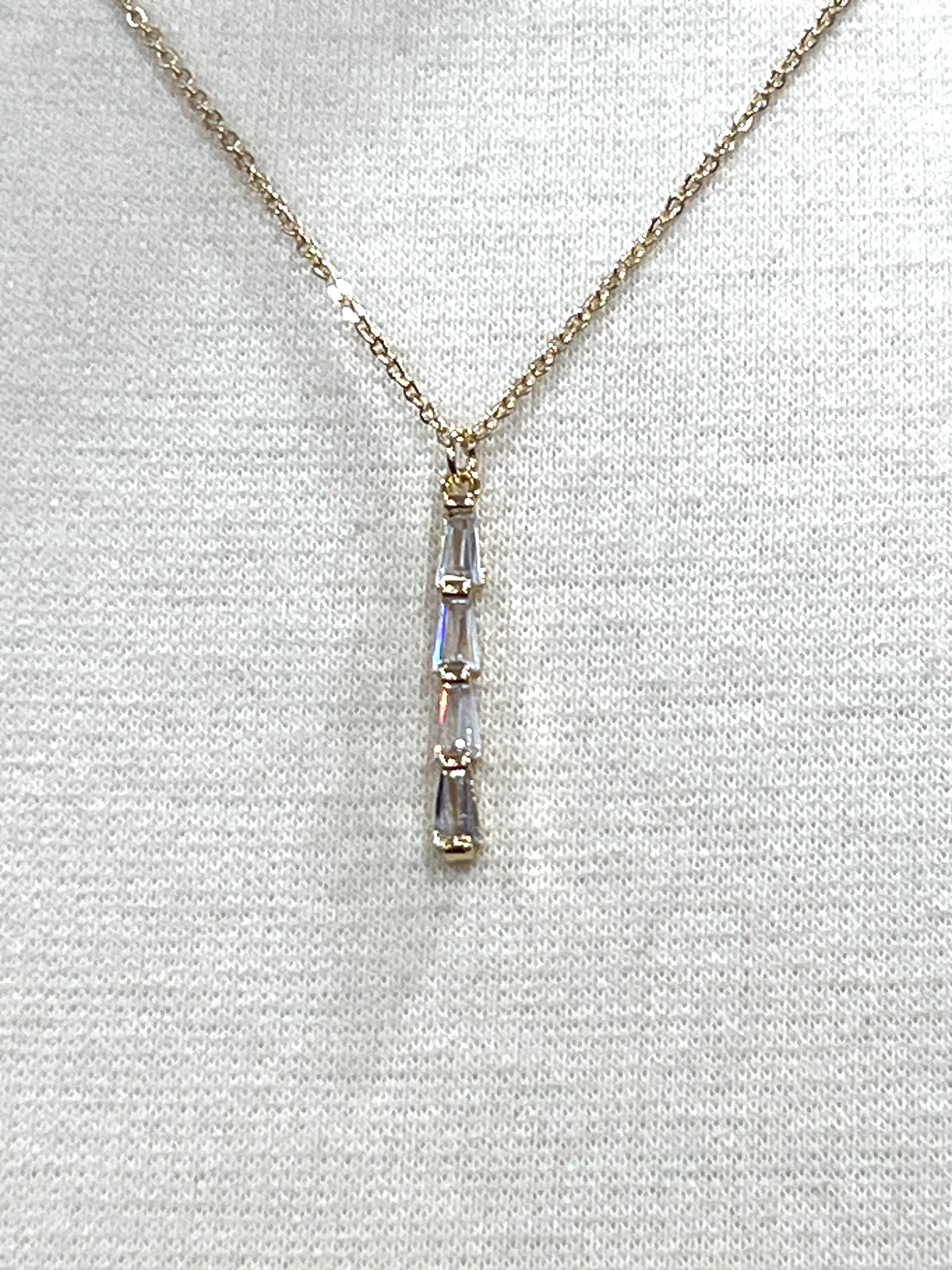 Meghan Browne Dink Clear Gold Necklace