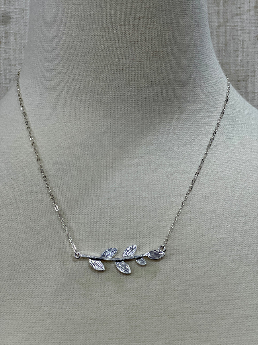 Meghan Browne Brady Silver Necklace