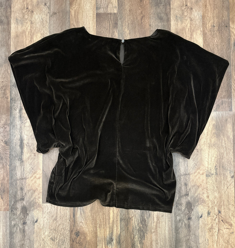 Jessamine Kimono Sleeve Velvet Top
