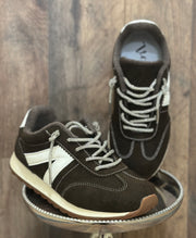 Justine Sparkle Laces Sneaker