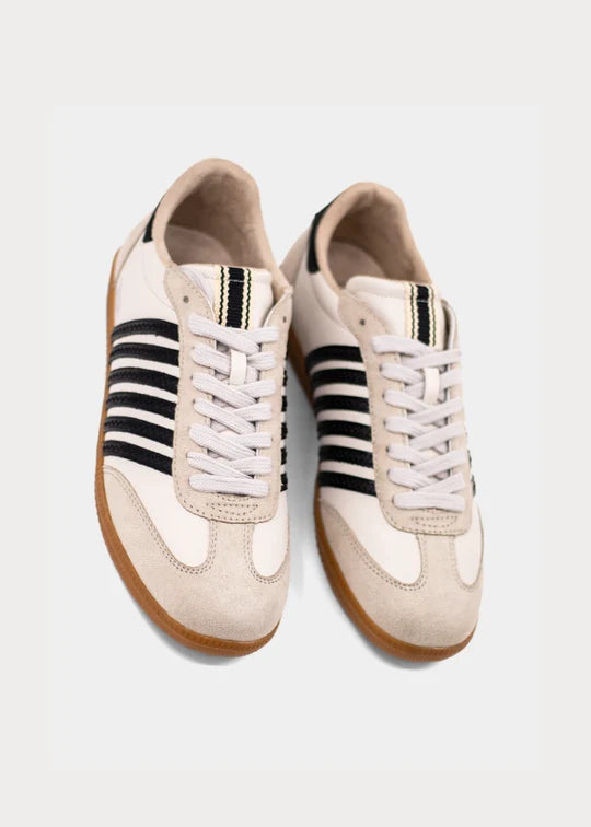Stevie - BLACK - Casual Sneaker by Shu Shop