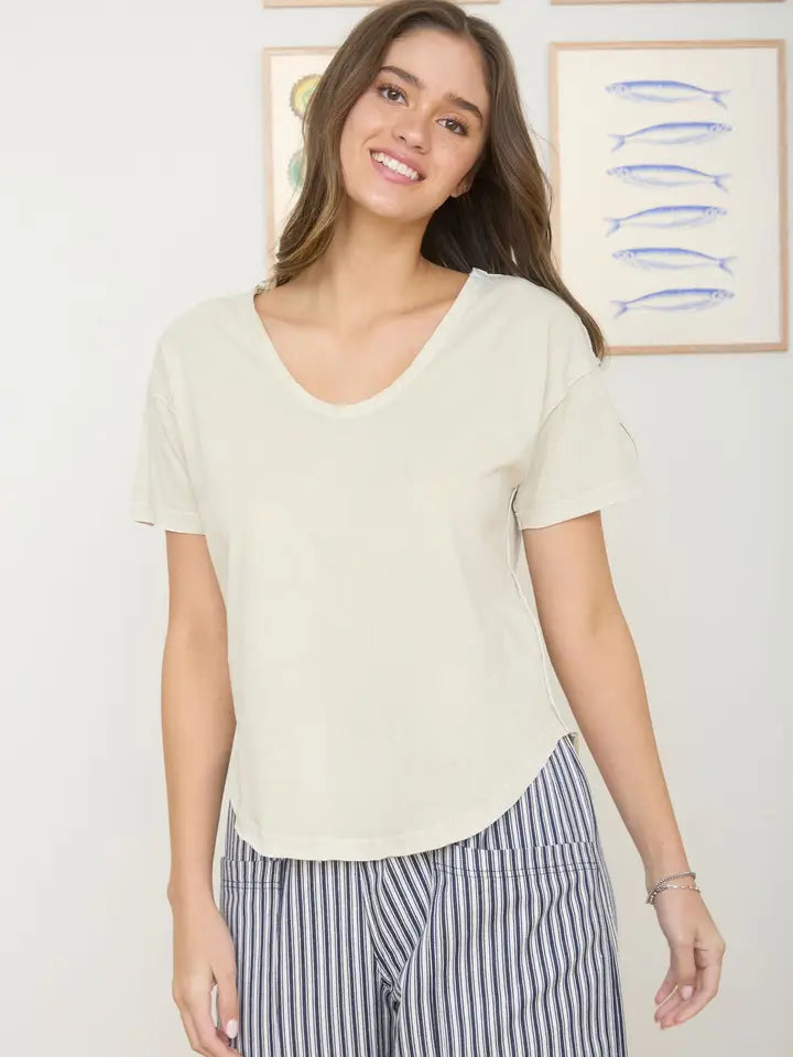 Bella Basic Scoop Neck Tee