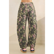 Camo-N-Roses Printed Barrel Jeans