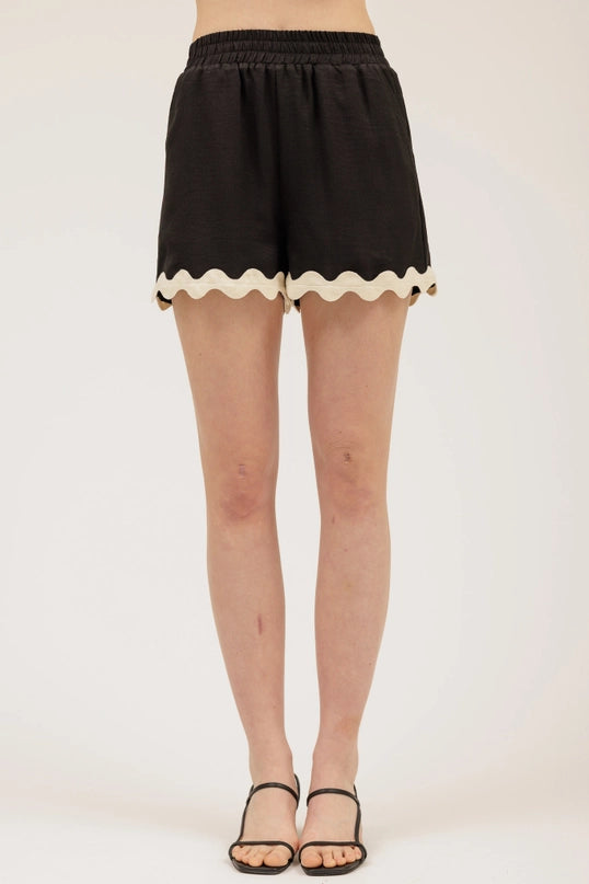 Elena Contrast Wavy Hem Sleeveless Top and Short Set