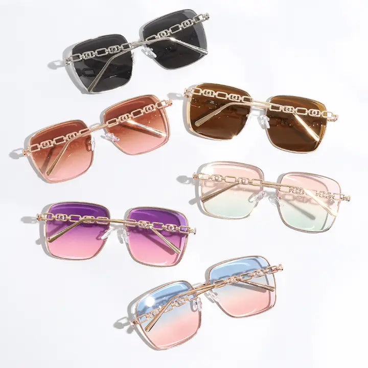 Top Gun II Colorful Lenses Gradient Aviator Sunglasses with Chain Detail