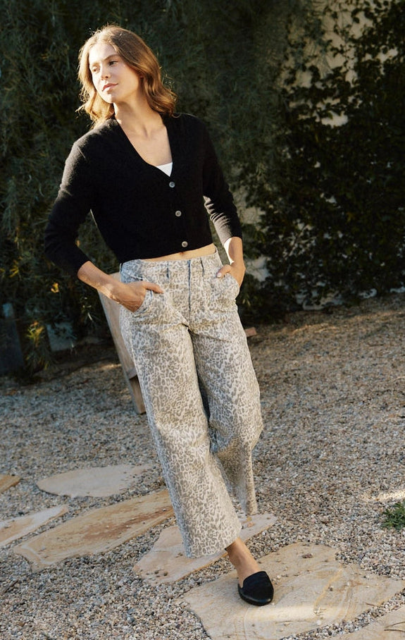 Cheater High Rise Patch Pocket Baggy Wide Jeans