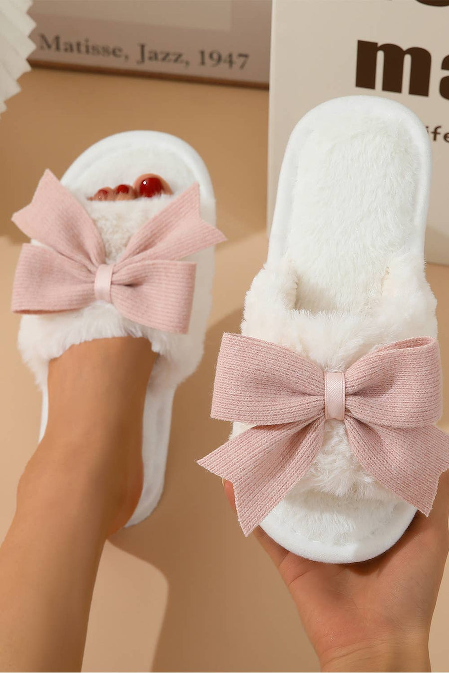 Bow Knot Decor Plush Slippers | US6-11: As shown / Standard / US6 (CN37)