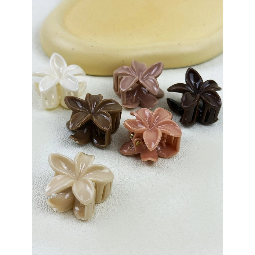 Honolulu Plumeria Mini Hair Claw Clip