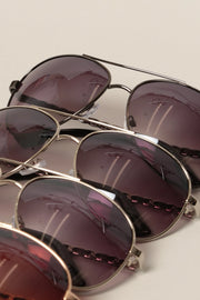 Cougar Classic Aviator Sunglasses with Mini Chain Detail