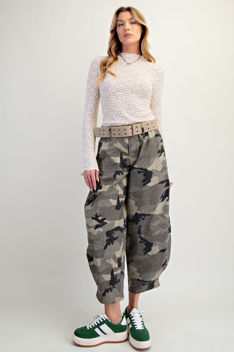 Camo Print Washed Twill Barrel Leg Pants