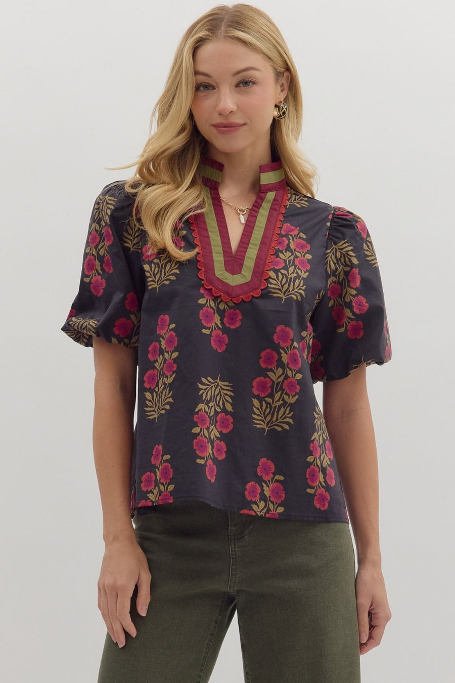 Vinca Floral Print Puff Short Sleeve Split V-Neck Top