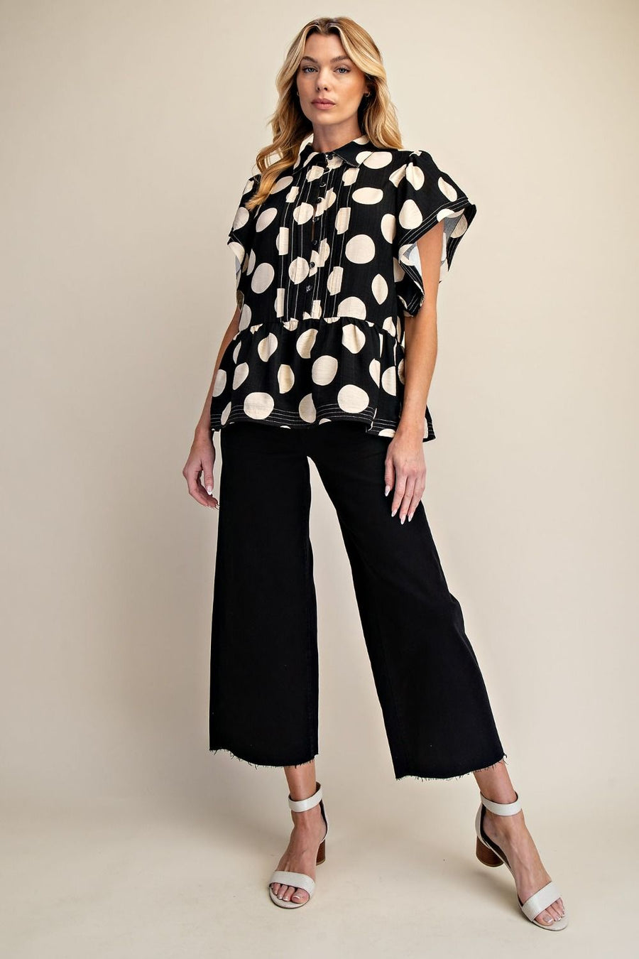 BIG DOTS Short Sleeve Button Front Ruffle Top