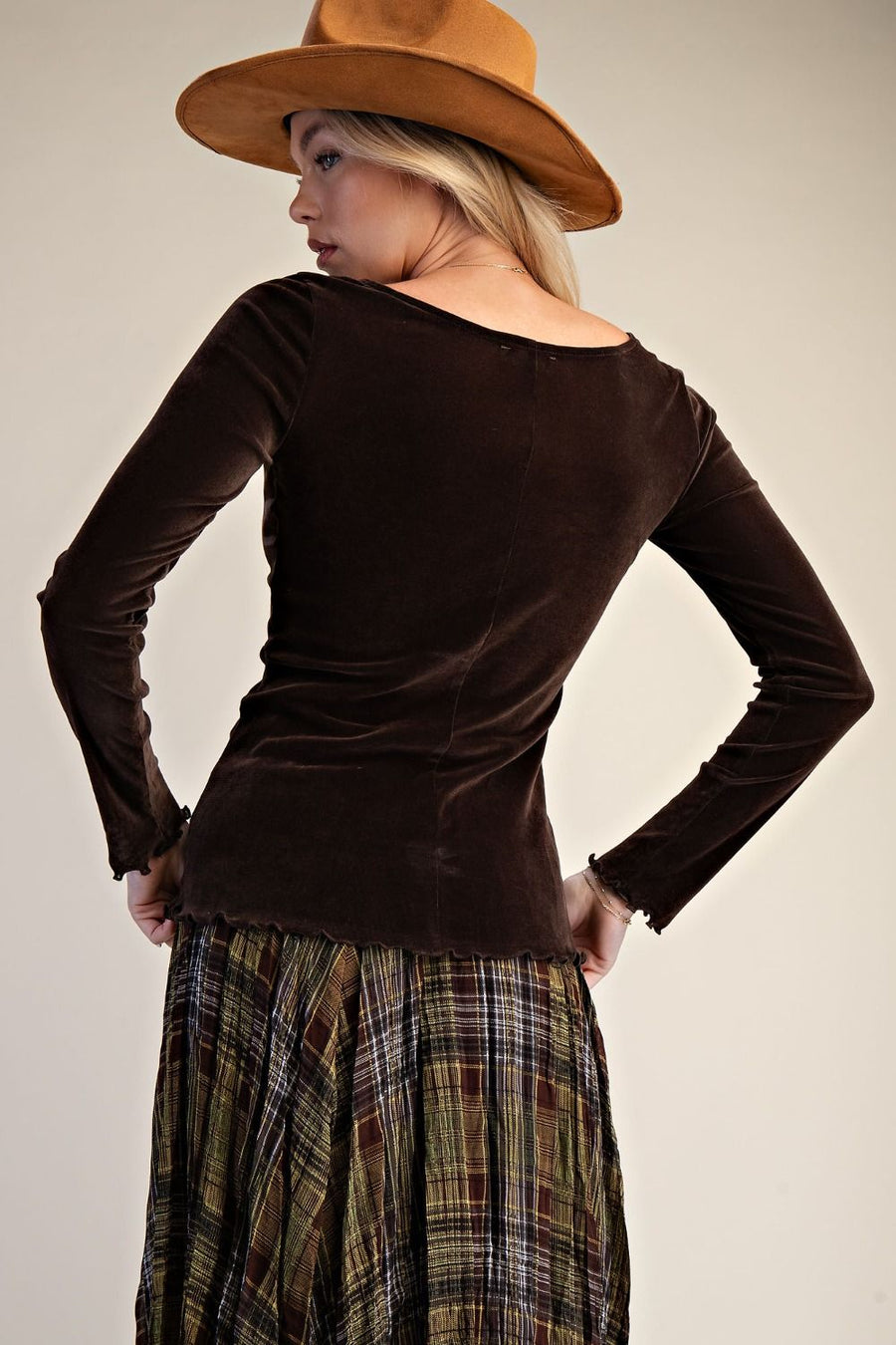 Avril Soft Velvet Fitted Top