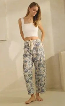 Fleur Bleue Roses Printed Barrel Twill Pants
