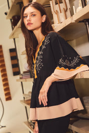 Dandelion Peasant-Style Color-Block Embroidered Tunic Top