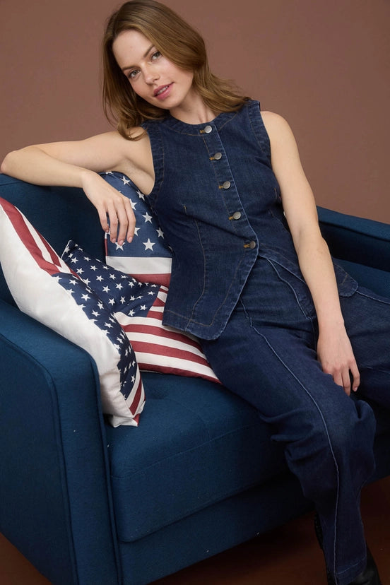 Bree Round Neck Sleeveless Button Down Sleeveless Denim Vest