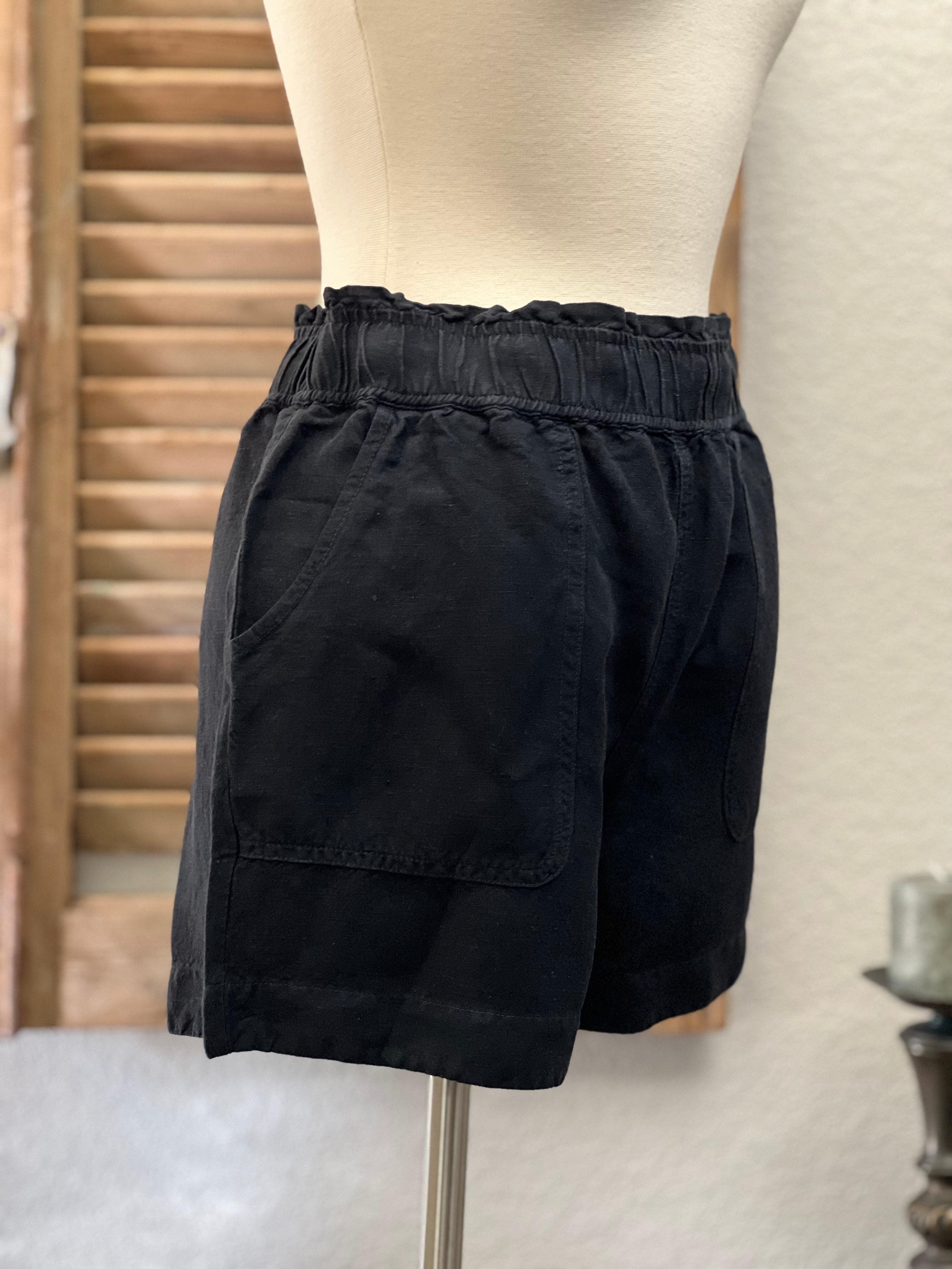 Hazel Relaxed Linen Shorts with Ruffled Elastic Waistband