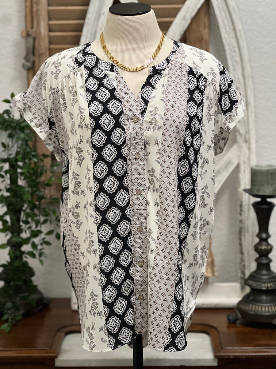 Paisleigh V-Notch Button Up Top in Mixed Vintage Print