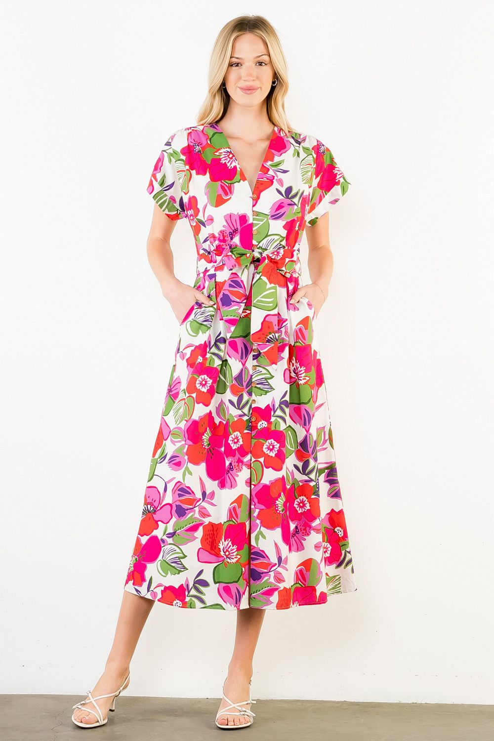 Claudine Short Sleeve Floral Print Midi Dress by THML
