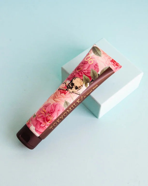 Dead Sexy No. 6 Perfumed Shower Gel